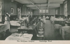 Cambridge Ward, The Middlesex Hospital, Londen door English Photographer