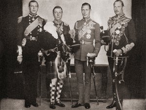 Vier van de vijf zonen van Koning George V, van links naar rechts, Prins George, Hertog van Kent, Koning Edward VIII, later Hertog van Windsor, Prins Albert, Hertog van York, later Koning George VI, Prins Henry, Hertog door English Photographer