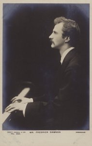 Frederick Dawson, Engelse pianist door English Photographer