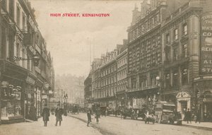 High Street, Kensington door English Photographer