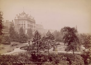 Hotel Cecil en de Embankment Gardens, Londen