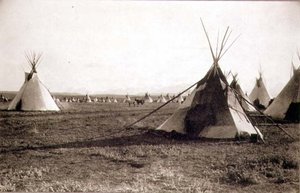 Indiaanse tenten, gefotografeerd door de Royal Engineers op de negenenveertigste breedtegraad