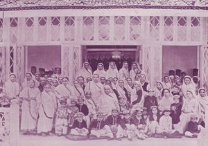 Investituur Navjoti Ceremonie in het Huis van Sir Dinshaw Petit, Baronet door English Photographer