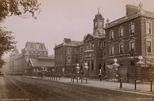 Knightsbridge Barracks, Londen door English Photographer