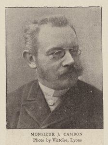 Monsieur J Cambon door English Photographer