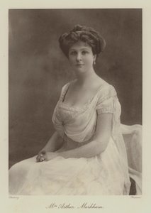 Mevrouw Arthur Markham (z/w foto)