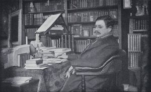 Paul Bourget in zijn studeerkamer (zw/w foto)