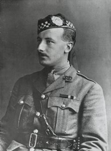 Portret van Kapitein Arthur Henderson VC, 2e Bataljon Argyll en Sutherland Highlanders, 1915 door English Photographer