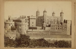 Ansichtkaart met een afbeelding van de Tower of London