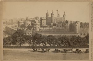 Ansichtkaart met een afbeelding van de Tower of London