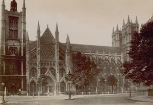 Ansichtkaart met een afbeelding van de noordzijde van Westminster Abbey door English Photographer