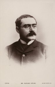Rudyard Kipling (1865-1936), Engelse schrijver van korte verhalen, dichter en romanschrijver door English Photographer