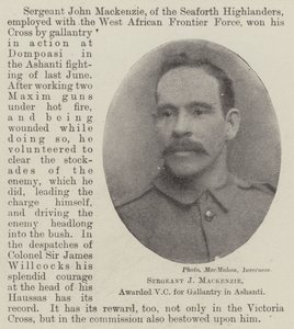 Sergeant J Mackenzie, onderscheiden met VC voor moed in Ashanti door English Photographer