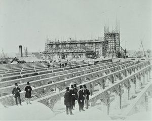 Southern Outfall Riool, Crossness: bouwactiviteiten, 1865 door English Photographer