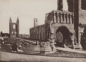 St Andrews kathedraal, westfront door English Photographer