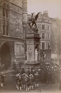 Temple Bar Memorial door English Photographer