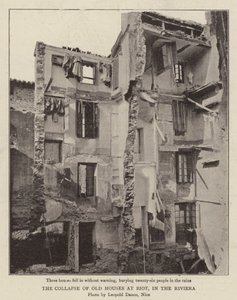 De Instorting van Oude Huizen in Biot, aan de Rivièra door English Photographer