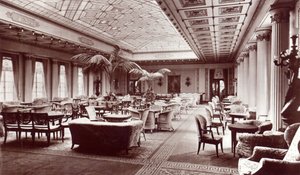 De Eerste Klasse Lounge aan boord van de HMS Homeric