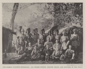 De Gambia Strafexpeditie, Sir George Denton, Kolonel Brake en Officieren van de Staf door English Photographer