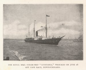 Het Koninklijke Poststoomschip Lusitania, vergaan op 26 juni bij Cape Race, Newfoundland door English Photographer