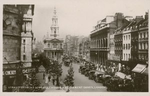 De Strand, met Somerset House en St Clement Danes, Londen