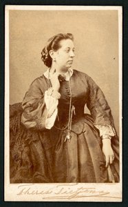 Therese Tietjens, portret (zw/w foto)