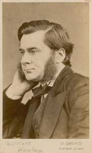 Thomas Henry Huxley door English Photographer