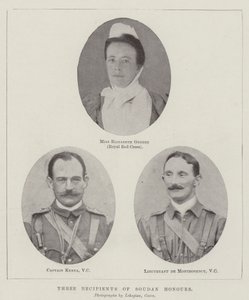 Drie ontvangers van Soudan-eerbewijzen door English Photographer