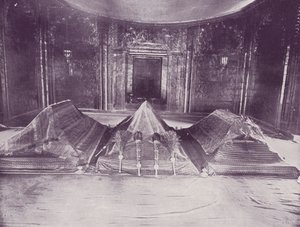 Graven van Hyder Ali en Tippoo Sultan, Seringapatam door English Photographer
