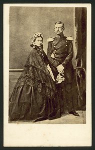 Victoria, Prinses Royal, en Prins Frederik van Pruisen door English Photographer