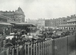 Victoria Station, algemeen overzicht van het stationsplein door English Photographer