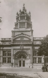 Victoria en Albert Museum, Londen door English Photographer