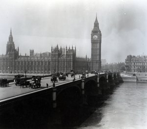 Uitzicht op Westminster Bridge en het Parlement door English Photographer