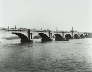 Waterloo Bridge: uitzicht vanaf de noordelijke oever, 1895