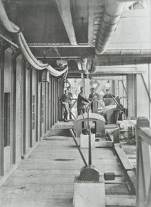 Woolwich Ferry: noordelijke ponton hydraulisch hefplatform, 1896