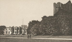 Kasteel Voorzijde en Donjon door English School