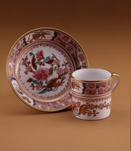 Koffiekop en schotel in Chinese stijl, Spode, Staffordshire, ca. 1800