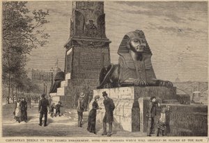 Cleopatras Naald op de Thames Embankment met de Sfinxen die binnenkort aan de basis worden geplaatst door English School