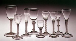 Collectie glazen met ondoorzichtige gedraaide stelen, 1760-75 door English School