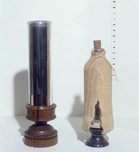 Dewar thermos vacuümflessen, eind 19e eeuw door English School