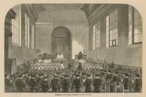 Interieur van de kapel tijdens de eredienst door English School