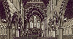 Privett Kerk, Interieur door English School