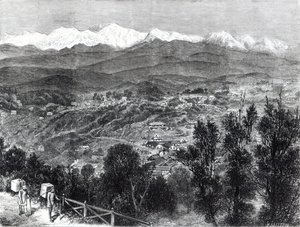 Theecultivatie in Brits-Indië - Uitzicht op Darjeeling vanuit het Zuiden, 1876 door English School