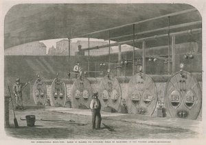 De Internationale Tentoonstelling; Reeks ketels voor het leveren van stoom aan machines in de Westelijke Annexe door English School