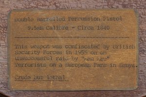 Getypte label voor een dubbelgeweerde percussiepistool (373725) (gedrukt papier) door English School