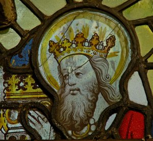 Raam Nw met God - van een Kroning van de Maagd?