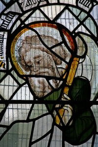 Raam W met St. Matthias