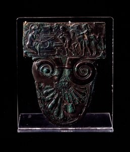 Etruskische beschaving: bronzen plaquette verwijzend naar de mythe van Troilos, 520 v.Chr.