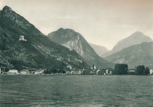 Riva del Garda vanaf het Gardameer, Italië, 1927 door Eugen Poppel