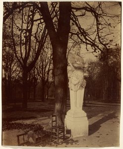 Versailles, hoek van het park door Eugène Atget
